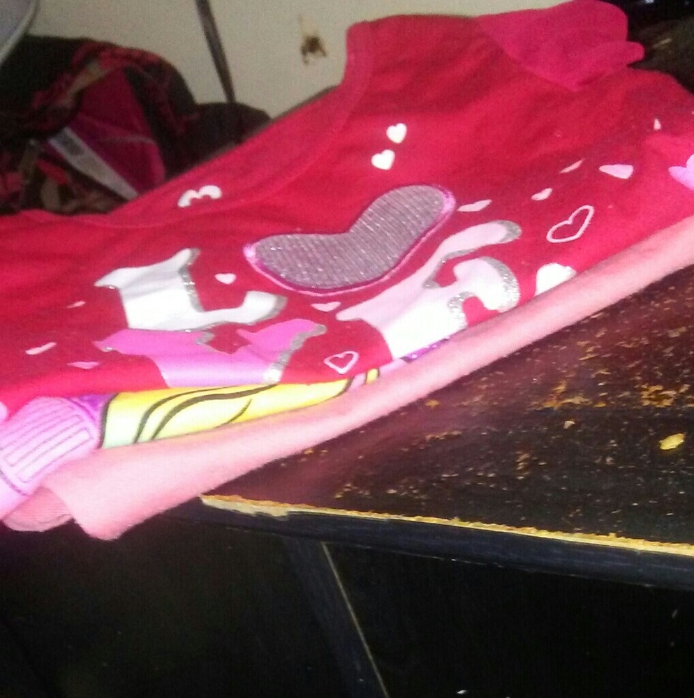 3 tee shirts size 3t to 4t